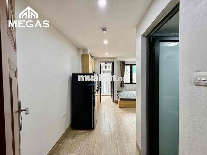 CHO THUÊ STUDIO BAN CÔNG CỬA SỔ FULL NỘI THẤT NGAY ĐƯỜNG PHẠM VĂN ĐỒNG