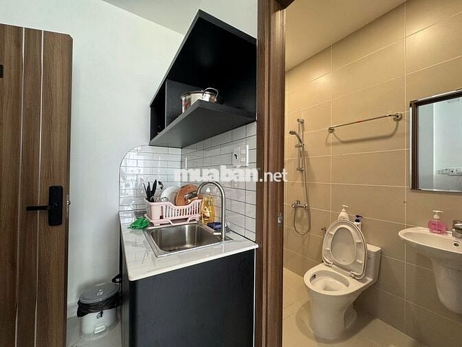 CHDV tại Huyền Quang gần ĐH ISB _ UEH, Hồ Con Rùa, chợ Tân Định Quận 1