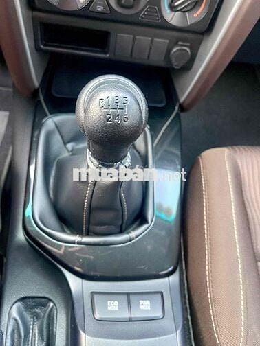 Fortuner 2016 đk 2017 MT máy dầu odo 12 ngàn km