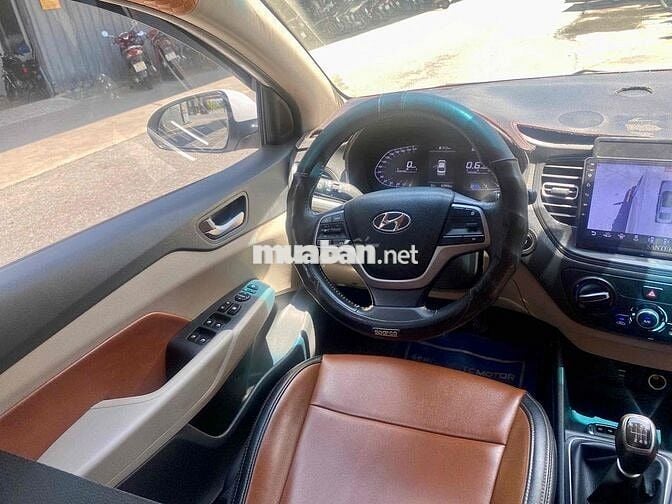 Hyundai Accent 2024 1.4 MT bản đủ