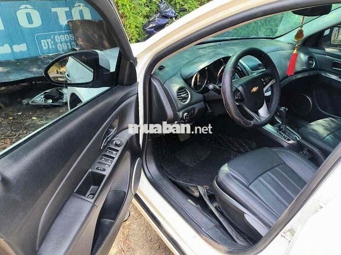 Chevrolet Cruze 2016 LTZ - xe fom cuối bi led 1.8