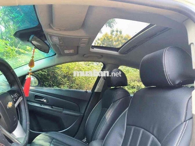 Chevrolet Cruze 2016 LTZ - xe fom cuối bi led 1.8