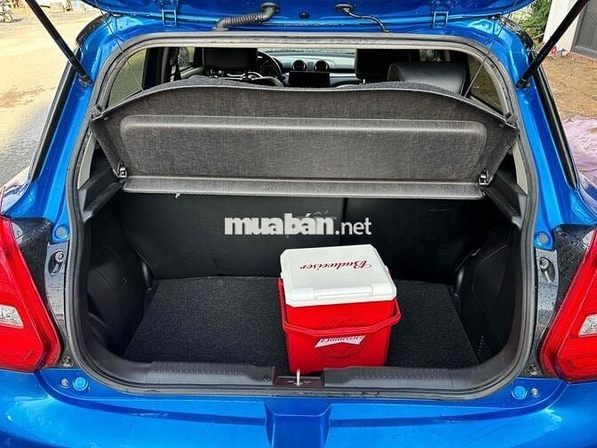 Suzuki Swift 2023 - 12600 km