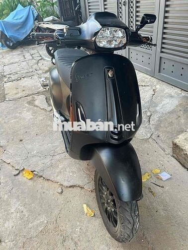 vespa sprint 125 abs dki 2023 đen bóng