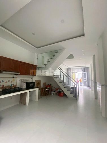 KHU PHÂN LÔ — ĐƯỜNG 6M THÔNG TỨ TUNG — 3 TẦNG 52M2 HOÀN CÔNG CHUẨN — C