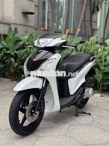 sh150i nhâp ý 2011 zin biên số đấu giá sang tên ok