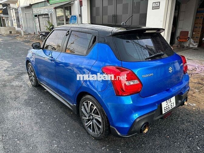 Suzuki Swift 2023 - 12600 km