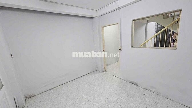 Cho thuê nhà hẻm xe hơi đường Lạc Long Quân P3 Q11