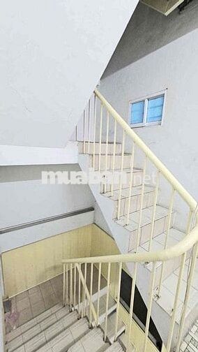 Cho thuê nhà hẻm xe hơi đường Lạc Long Quân P3 Q11