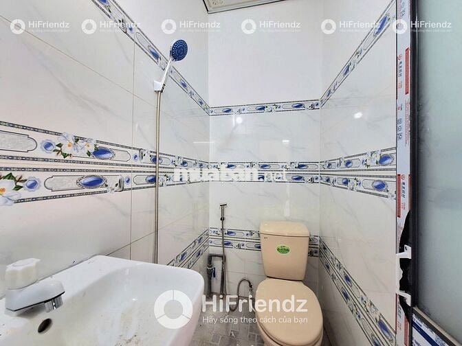 Gần Y Dược Phòng bancol Giá siêu rẻ 2 3 người ở vô tư Full nội thất