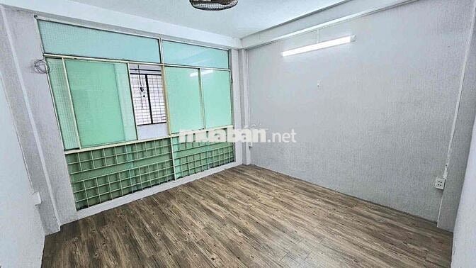 Cho thuê nhà hẻm xe hơi đường Lạc Long Quân P3 Q11