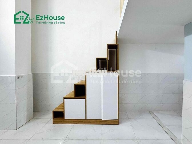Phòng trọ duplex gác cao 1m8 cho thuê ngay Đại Học Văn Hiến chỉ 3tr8