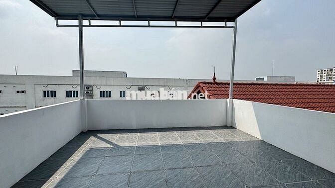 Nhà Đức Giang 32m2-5 tầng-3 p.ngủ-5.75 tỷ,ô tô, gần Bình Minh Garden