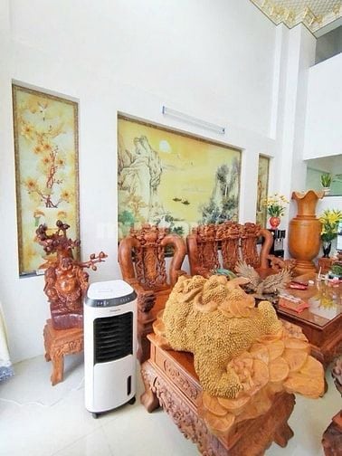Gấpppp Biệt thự MT Q12, rẻ hơn Giá đất, 325m2, 4 tầng, chỉ hơn 18 tỷ