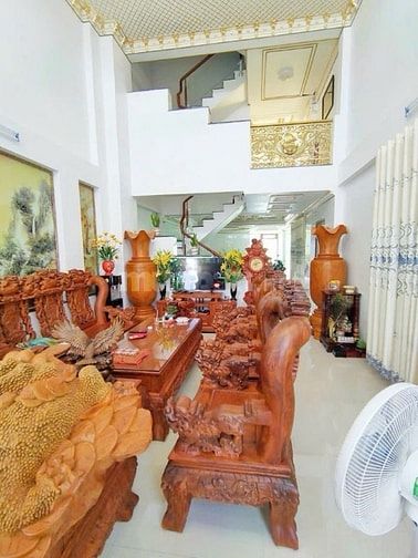 Gấpppp Biệt thự MT Q12, rẻ hơn Giá đất, 325m2, 4 tầng, chỉ hơn 18 tỷ