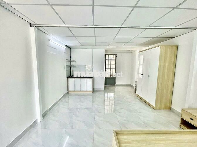 CĂN HỘ STUDIO BAN CÔNG NGAY NGUYỄN VĂN KHỐI - GẦN CÔNG VIÊN LÀNG HOA