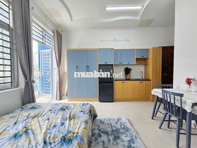 Phòng Ban công - Cửa sổ 45m2 Full NT Xịn Bùi Đình Túy gần ĐH Văn Lang