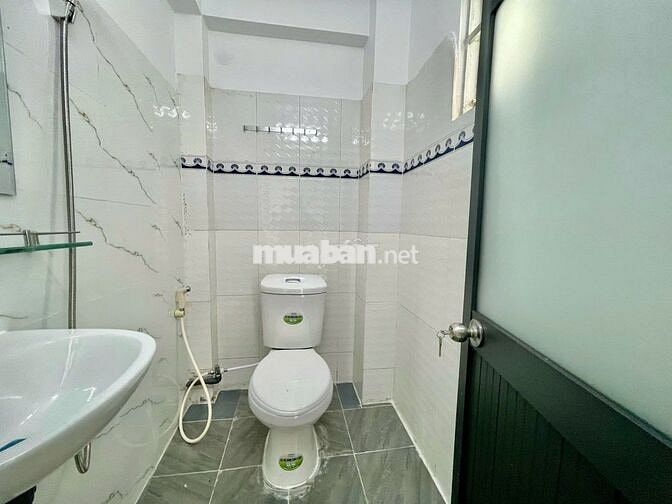 CĂN HỘ STUDIO BAN CÔNG NGAY NGUYỄN VĂN KHỐI - GẦN CÔNG VIÊN LÀNG HOA