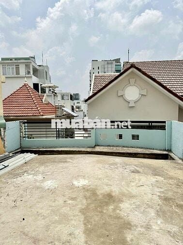 🔥🔥🌸 CHO THUÊ CĂN HỘ BAN CÔNG LỚN - 35 M2 - FULL NỘI THẤT