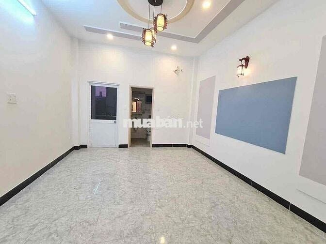 Cho Thuê Nhà Sạch Sẻ DT 240m2 1Trệt 3Lầu 6Pn 4Wc Hẻm Xe Tải Sân Ôtô