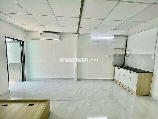 CĂN HỘ STUDIO BAN CÔNG NGAY NGUYỄN VĂN KHỐI - GẦN CÔNG VIÊN LÀNG HOA