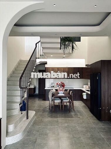 BÁN NGỘP NHÀ 1 TRỆT 1 LẦU NGAY CHỢ TÂN HIỆP TÂN UYÊN BÌNH DƯƠNG