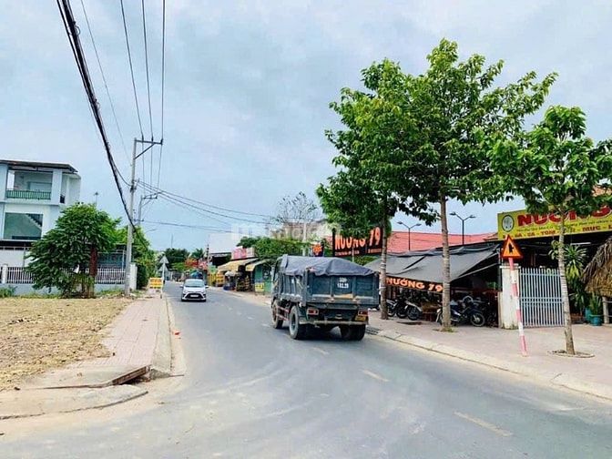Bán đất 2 mặt tiền lô gốc Nhữ Tiến Hiến, Củ Chi, giá 2Tỷ, 216m2 