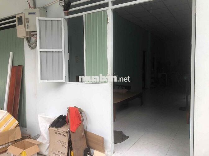 Cho Thuê nhà trệt nguyên căn hẻm xe hơi  quận 12