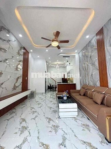 NHÀ LẦU (FULL NỘI THẤT) - HẺM 311 ĐƯỜNG NGUYỄN VĂN CỪ