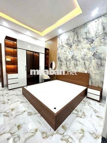 NHÀ LẦU (FULL NỘI THẤT) - HẺM 311 ĐƯỜNG NGUYỄN VĂN CỪ