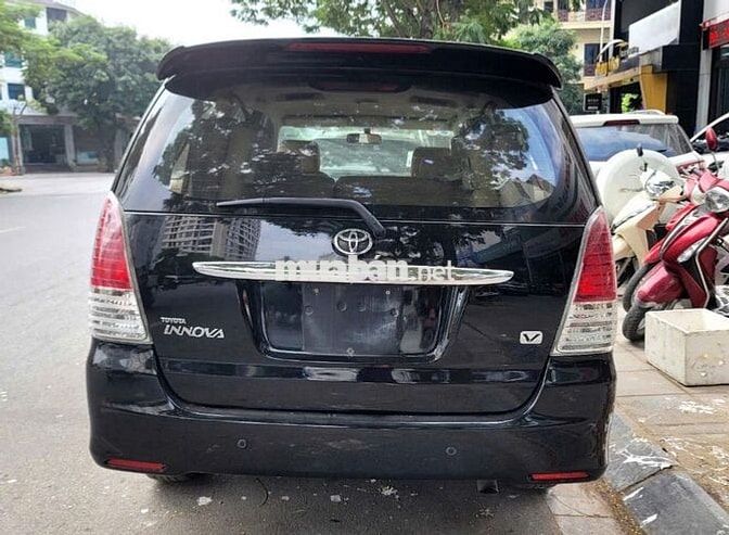 🚗 TOYOTA INNOVA V – 2011 – ĐEN