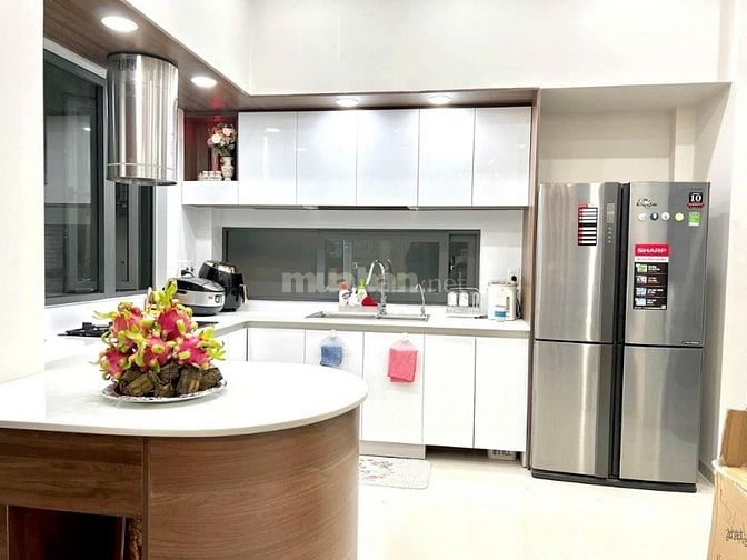 Gấpppp Biệt thự MT Q12, rẻ hơn Giá đất, 325m2, 4 tầng, chỉ hơn 18 tỷ