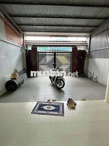 BÁN NHANH NHÀ 820 TRIỆU MẶT NHỰA 6m Ở NGAY THỚI TAM THÔN - HÓC MÔN