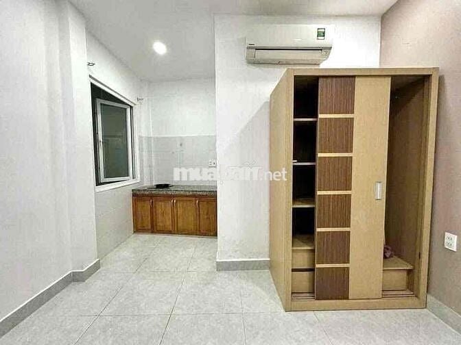 CĂN HỘ 25m2 MỚI NHƯ ẢNH HỖ TRỢ GIẢM KHI Ở LIỀN TRUNG TÂM QUẬN 10