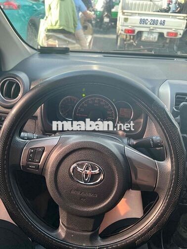 Toyota Wigo 2018 1.2G AT - 100000 km
