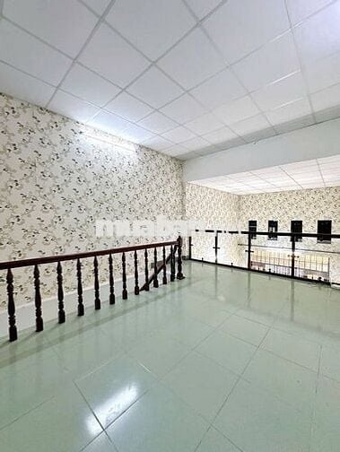 NHÀ BÁN GÂP DO KẸT TIỀN GIÁ SỐC NHẬN NHÀ NGAY ĐỦ PHÁP LÝ BÌNH CHÁNH