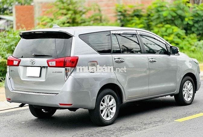 Toyota Innova 2017 2.0E xe zin tuyệt đối giá tốt