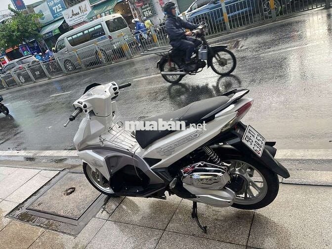 Honda blade 2017 mới 90% Bstp chính chủ