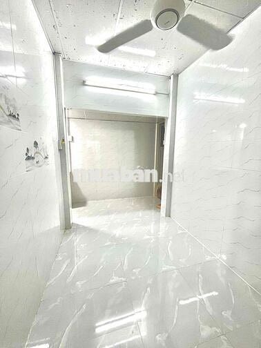 THUÊ PHÒNG TÂN BÌNH ( BẾP + WC RIÊNG)