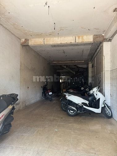 Cho thuê nhà 2 mặt tiền đường 3/2