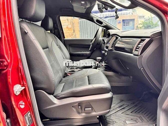 Ford Everest Titanium 4x2 2021 2.0L AT  - 21000 km