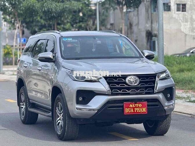 Toyota Fortuner 2021 2.4G 4x2AT