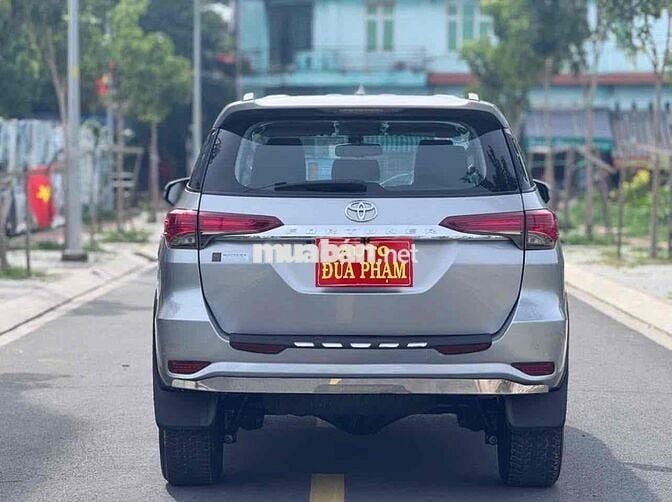 Toyota Fortuner 2021 2.4G 4x2AT