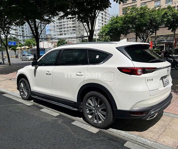 MAZDA CX8 siêu lướt, thanh lí xe lái thử showroom oto