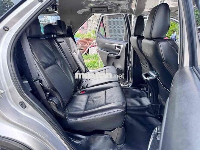 Toyota Fortuner 2021 2.4G 4x2AT