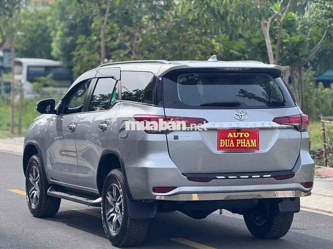 Toyota Fortuner 2021 2.4G 4x2AT