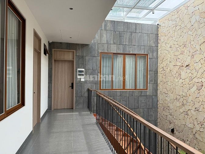 Villa phố siêu đẹp -9 x30 CN266 m2- ngay sông Sài Gòn- Giá 18,5 tỷ