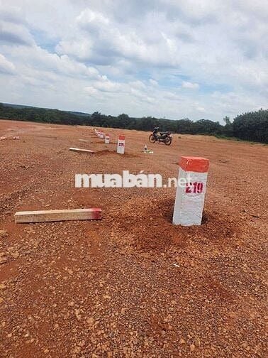 Bán đất sổ sẳn mặt tiền đường 32m sát khu công nghiệp 4200ha