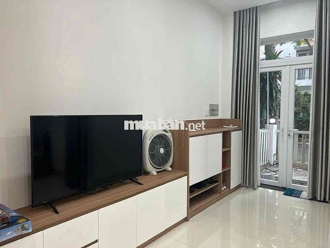 Cần chuyển nhượng nhà phố full nội thất, 1 trệt 2 lầu, KDC Lovera Park