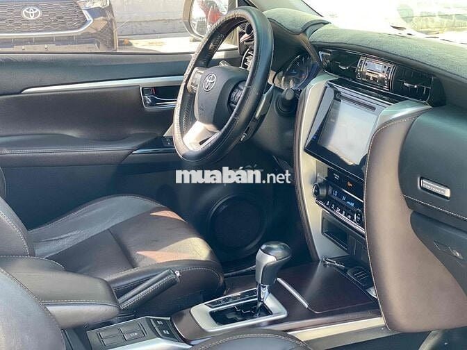 Toyota Fortuner 2018 2.7V 4x2 AT - 71000 km